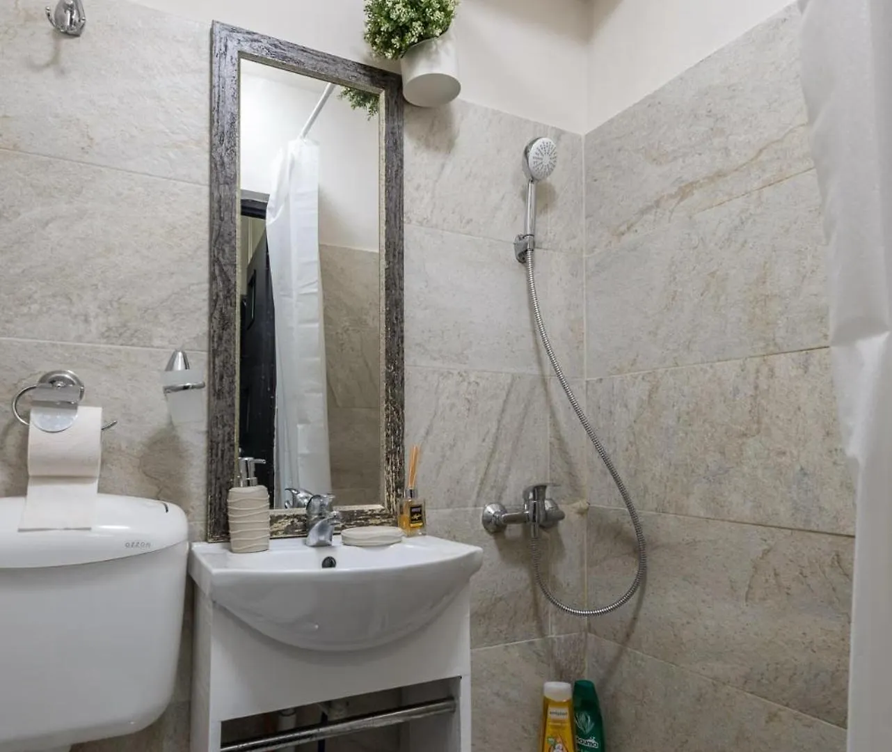 Home Guest Apartments - 5 布加勒斯特